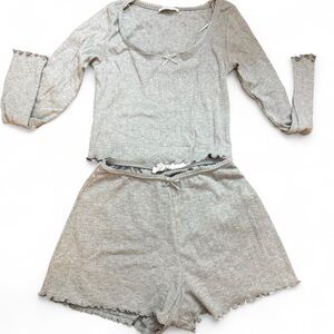 Kiriou grey cotton loungewear set. Size small